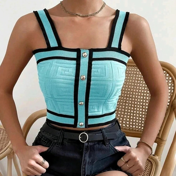 Color Block Knitted Cardigan With Edge Trim And Front Buttons - Picture 2 of 6